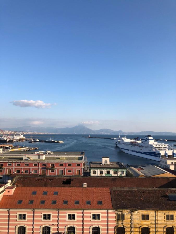 Marina Sky 8 Deluxe *