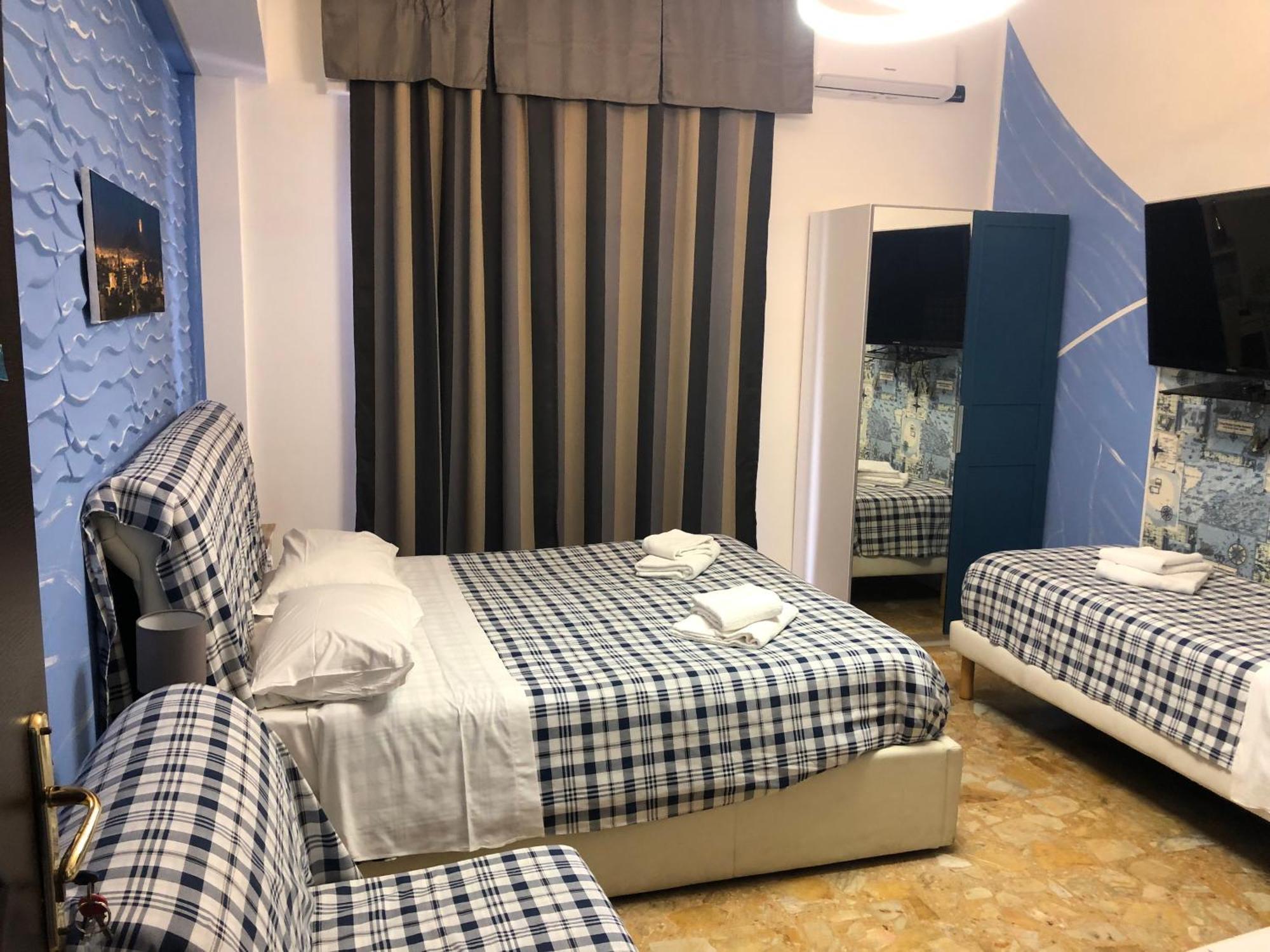 Marina Sky 8 Deluxe